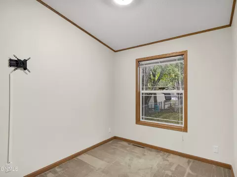 Bedroom - 426 Dover Dr, Bismarck, ND 58504 photo 5 of 6