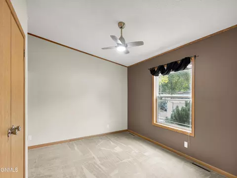 Bedroom - 426 Dover Dr, Bismarck, ND 58504 photo 1 of 6