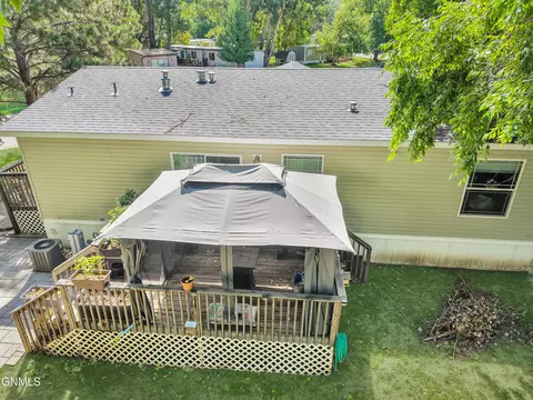 Exterior - 426 Dover Dr, Bismarck, ND 58504 photo 8 of 8