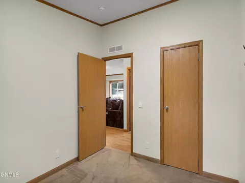 Bedroom - 426 Dover Dr, Bismarck, ND 58504 photo 6 of 6
