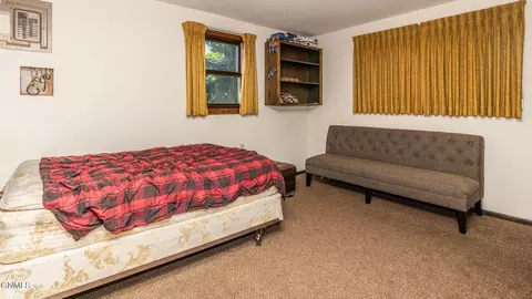 Bedroom - 2431 E Boulevard Ave, Bismarck, ND 58501 photo 2 of 3
