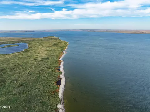 2501 Prairie Song Rd, Dawson, ND 58428