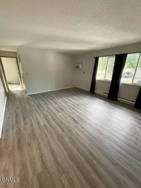 Living - 2504 Thayer Ave E, Bismarck, ND 58501 photo 7 of 7