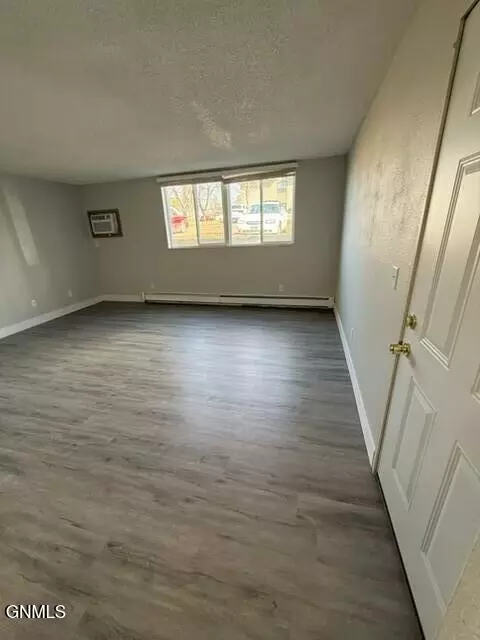Living - 2504 Thayer Ave E, Bismarck, ND 58501 photo 4 of 7