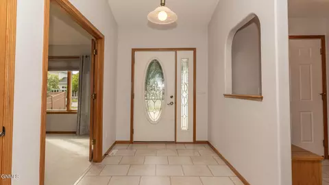 Entry Way - 748 Interstate Ave W, Bismarck, ND 58503 photo 2 of 3