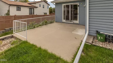 Exterior - 748 Interstate Ave W, Bismarck, ND 58503 photo 4 of 6