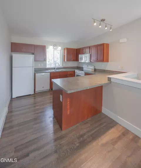 Kitchen - 3202 17th Ave W, Williston, ND 58801 photo 2 of 2