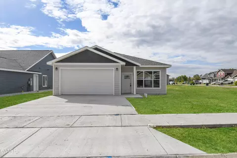 1308 23rd St E, Williston, ND 58801