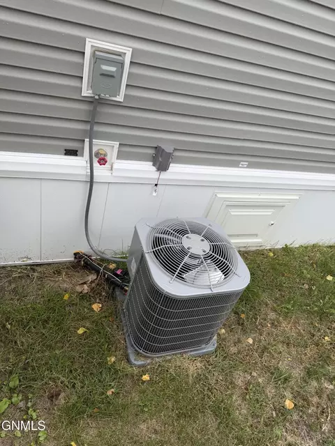 Other - 703 6th Ave SE, Mandan, ND 58554 photo 6 of 6