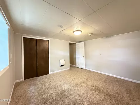 Bedroom - 412 Central Ave N, Beulah, ND 58523 photo 7 of 9
