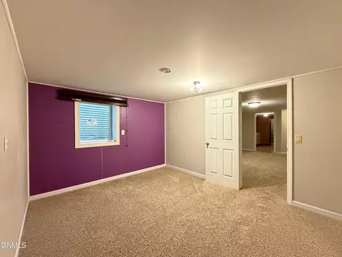 Bedroom - 412 Central Ave N, Beulah, ND 58523 photo 5 of 9