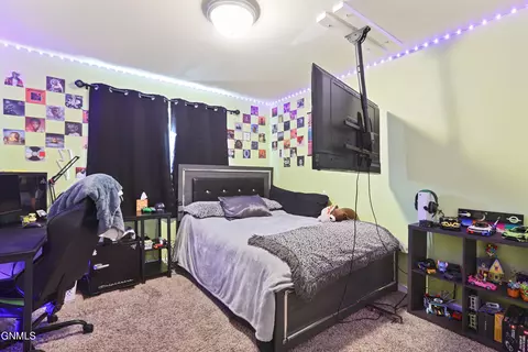 Bedroom - 1719 25th St W, Williston, ND 58801 photo 3 of 5