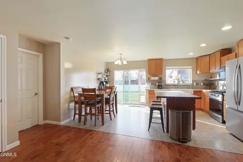 Other - 1719 25th St W, Williston, ND 58801 photo 4 of 10