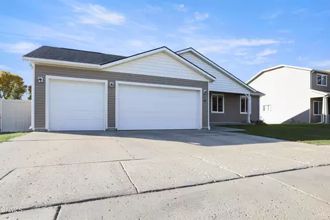 Other - 1719 25th St W, Williston, ND 58801 photo 1 of 10