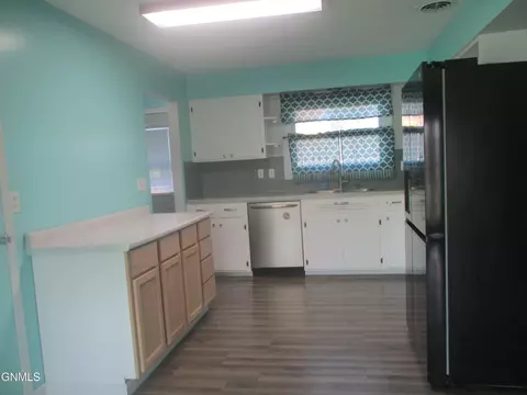 Kitchen - 612 17th St W, Williston, ND 58801 photo 3 of 3
