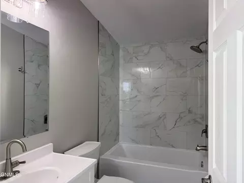 Bath - 5615 Border Ave, Williston, ND 58801 photo 1 of 2
