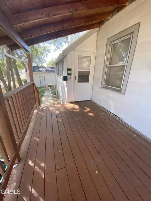 Exterior - 409 Collins Ave, Mandan, ND 58554 photo 3 of 3