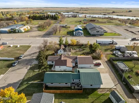 View/Area - 15 Winther St, Ray, ND 58849 photo 2 of 4