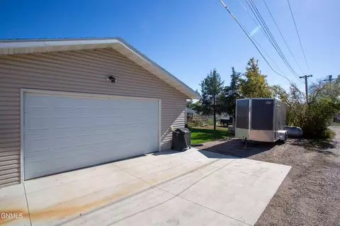 Other - 413 3rd Ave NW, Beulah, ND 58523 photo 13 of 16