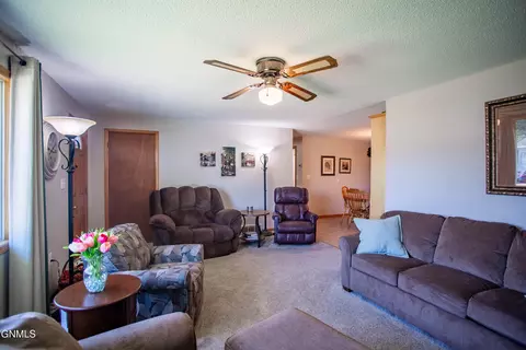Living - 413 3rd Ave NW, Beulah, ND 58523 photo 3 of 3