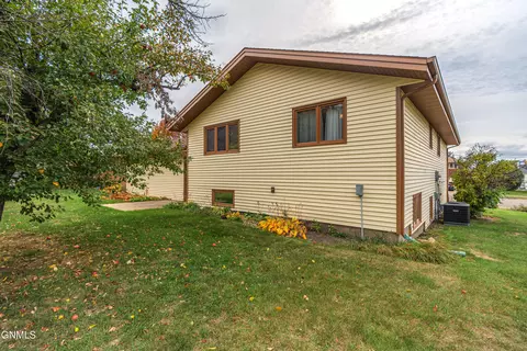 Exterior - 618 Interstate Ave W, Bismarck, ND 58503 photo 12 of 13