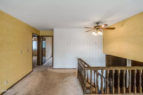 Entry Way - 618 Interstate Ave W, Bismarck, ND 58503 photo 5 of 10