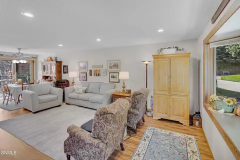 Living - 420 E Brandon Dr, Bismarck, ND 58503 photo 4 of 8