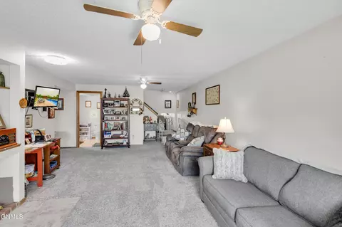Living - 420 E Brandon Dr, Bismarck, ND 58503 photo 7 of 8