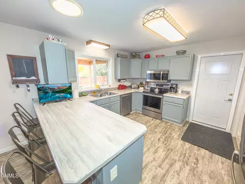 Kitchen - 1201 5th St SW, Sidney, MT 59270 photo 2 of 3