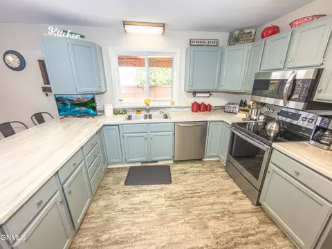 Kitchen - 1201 5th St SW, Sidney, MT 59270 photo 1 of 3