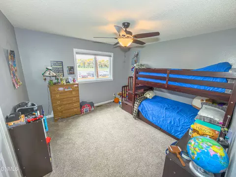 Bedroom - 1201 5th St SW, Sidney, MT 59270 photo 2 of 3