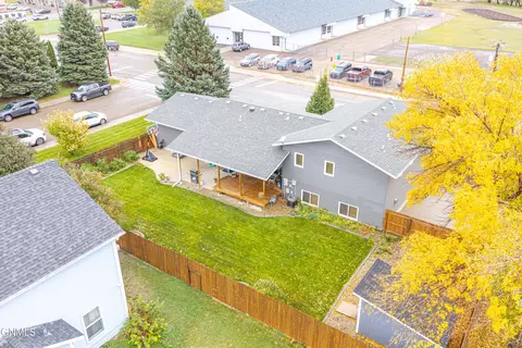 View/Area - 1201 5th St SW, Sidney, MT 59270 photo 4 of 5