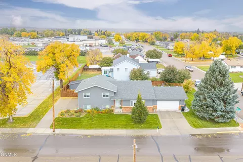 View/Area - 1201 5th St SW, Sidney, MT 59270 photo 2 of 5