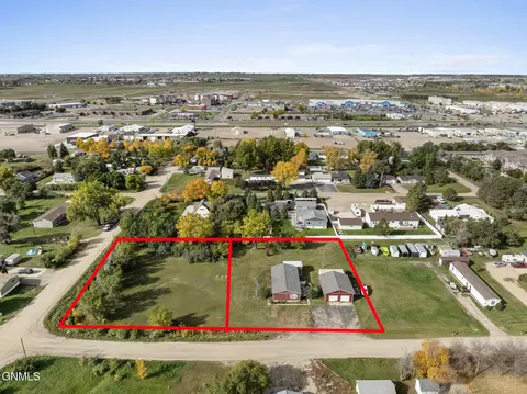 View/Area - 3817 2nd Ave E, Williston, ND 58801 photo 2 of 11