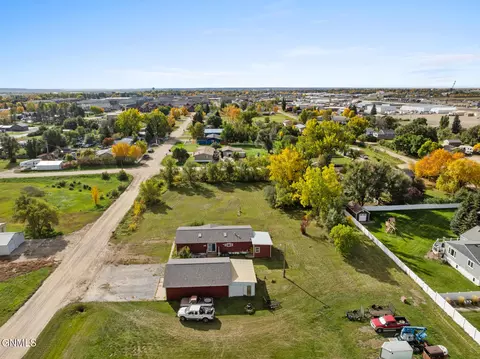 View/Area - 3817 2nd Ave E, Williston, ND 58801 photo 8 of 11