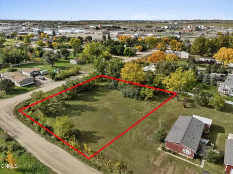 View/Area - 3817 2nd Ave E, Williston, ND 58801 photo 6 of 11