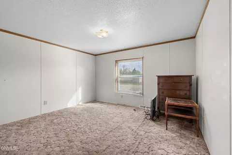 Bedroom - 3817 2nd Ave E, Williston, ND 58801 photo 5 of 12