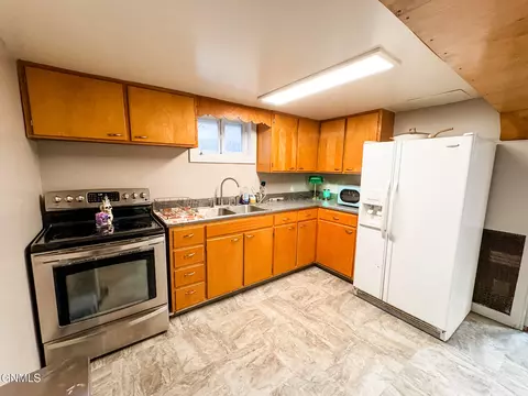 Kitchen - 502 6th St W, Williston, ND 58801 photo 7 of 7