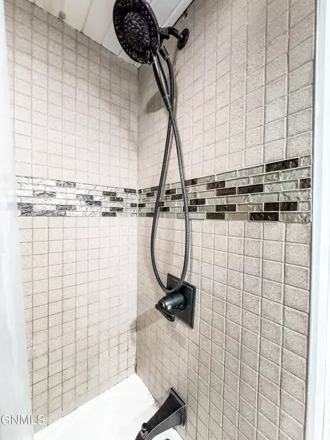 Bath - 502 6th St W, Williston, ND 58801 photo 6 of 6
