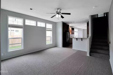 Living - 718 40th St E, Williston, ND 58801 photo 2 of 3