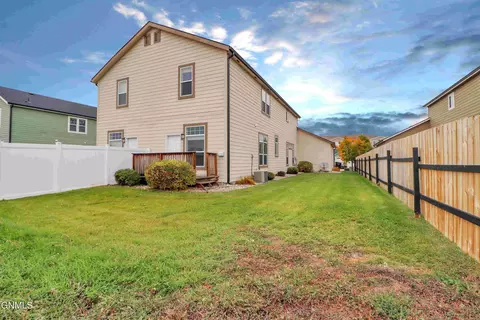 Exterior - 718 40th St E, Williston, ND 58801 photo 4 of 6