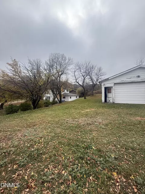 Exterior - 320 Wright St S, Donnybrook, ND 58734 photo 7 of 12