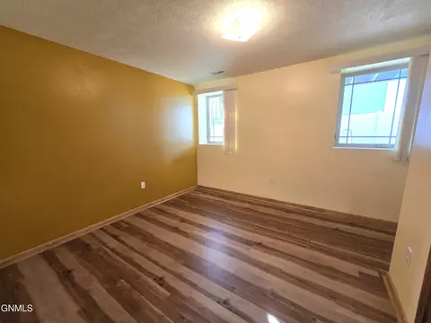 Bedroom - 3301 Wheat Ridge St, Williston, ND 58801 photo 3 of 6