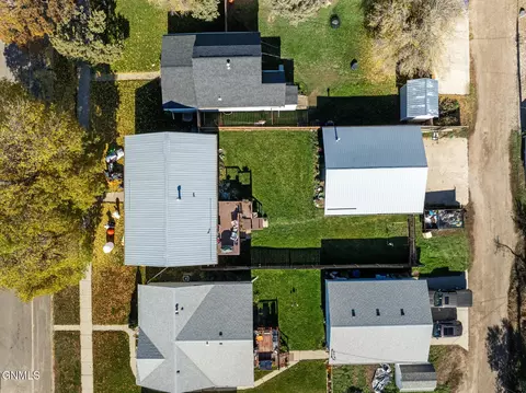 View/Area - 520 9th Ave W, Williston, ND 58801 photo 4 of 4