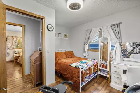 Bedroom - 520 9th Ave W, Williston, ND 58801 photo 3 of 7