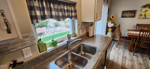 Kitchen - 212 Huron Dr, Bismarck, ND 58503 photo 7 of 7