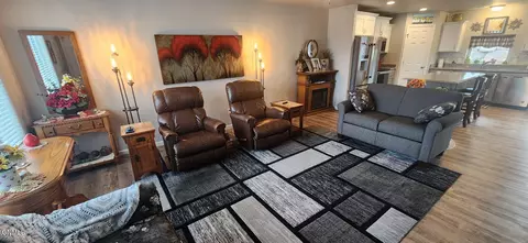 Living - 212 Huron Dr, Bismarck, ND 58503 photo 2 of 3