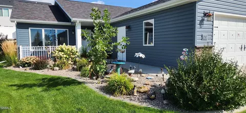 Exterior - 212 Huron Dr, Bismarck, ND 58503 photo 3 of 7