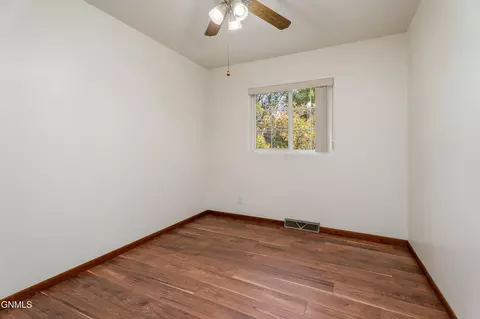 Bedroom - 2926 Avenue C E, Bismarck, ND 58501 photo 1 of 4