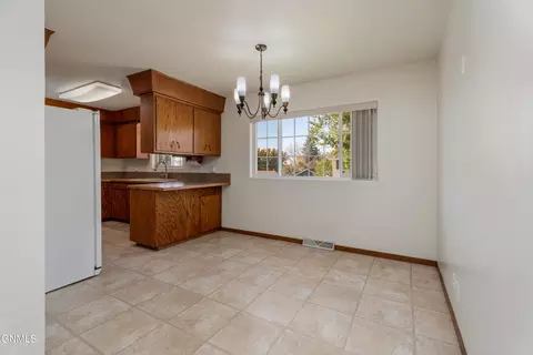 Dining - 2926 Avenue C E, Bismarck, ND 58501 photo 1 of 1